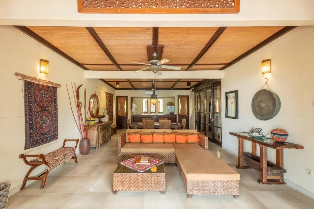 living room amertha villa