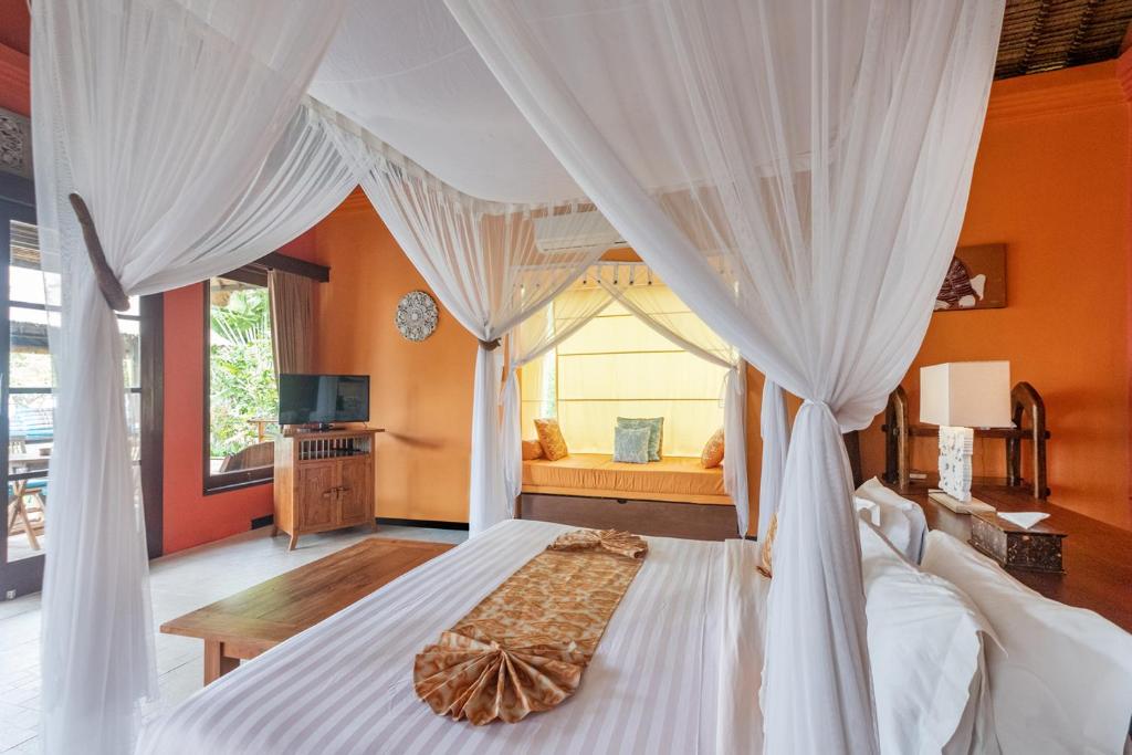 luxury bedroom amertha villa