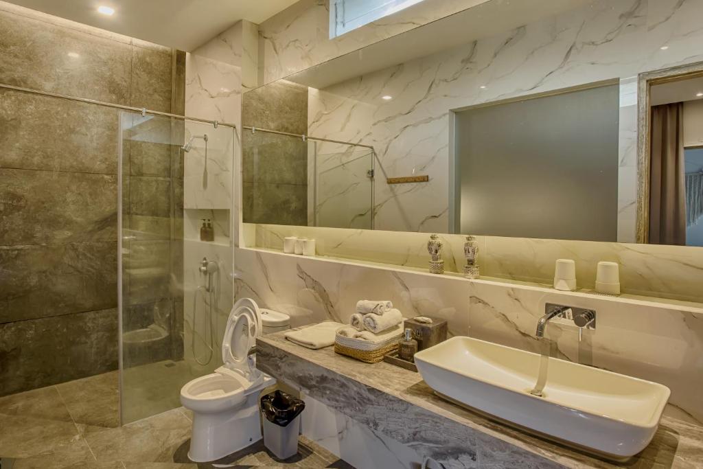 diamond estate villa bathroom