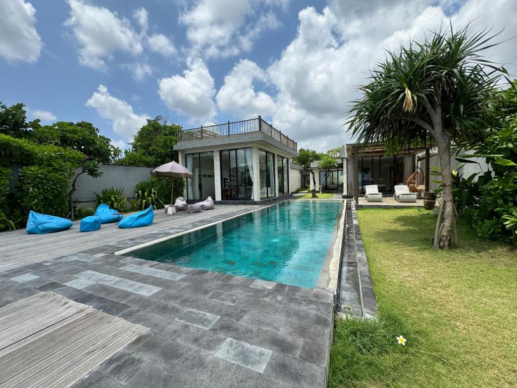 ketewel beach villa living room