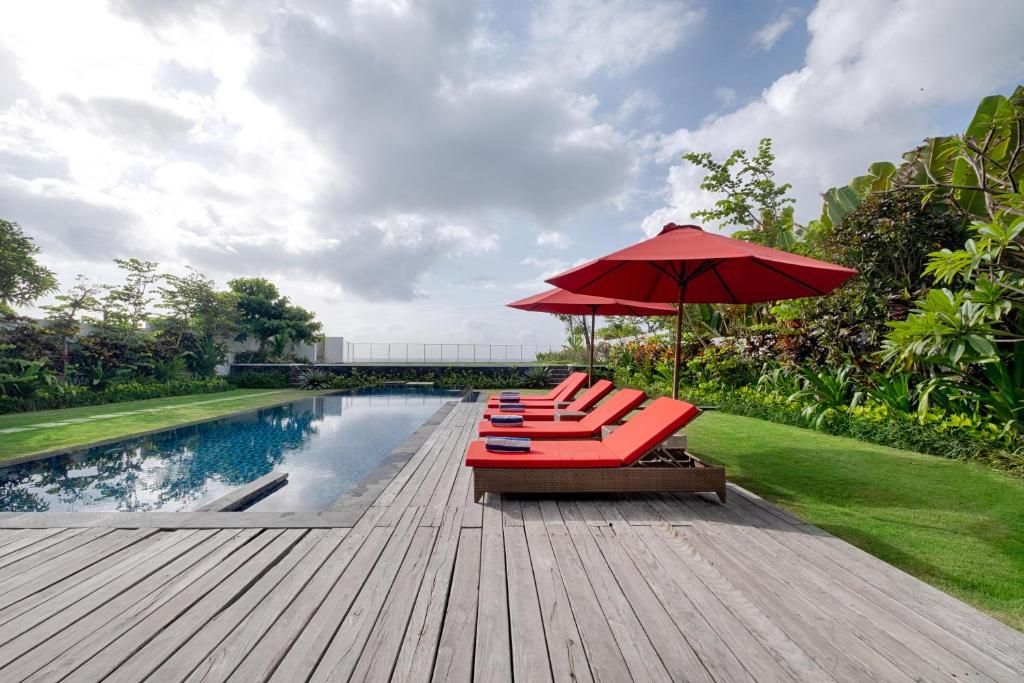garden view kutus villa
