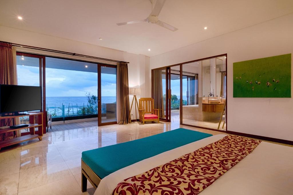 ocean view bedroom kutus villa