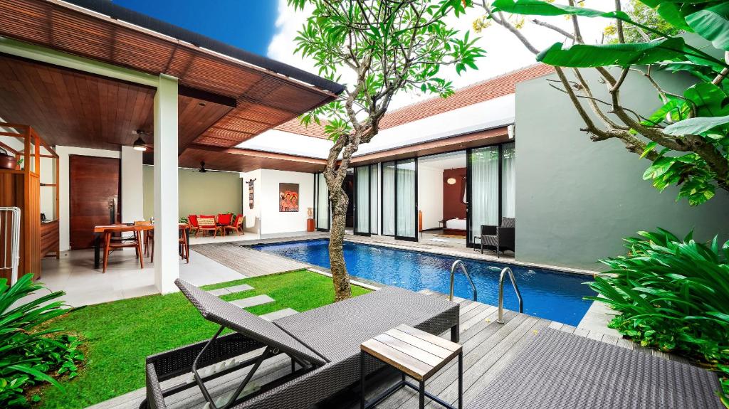 Patio with swimming pool at Beautiful Bali Villas