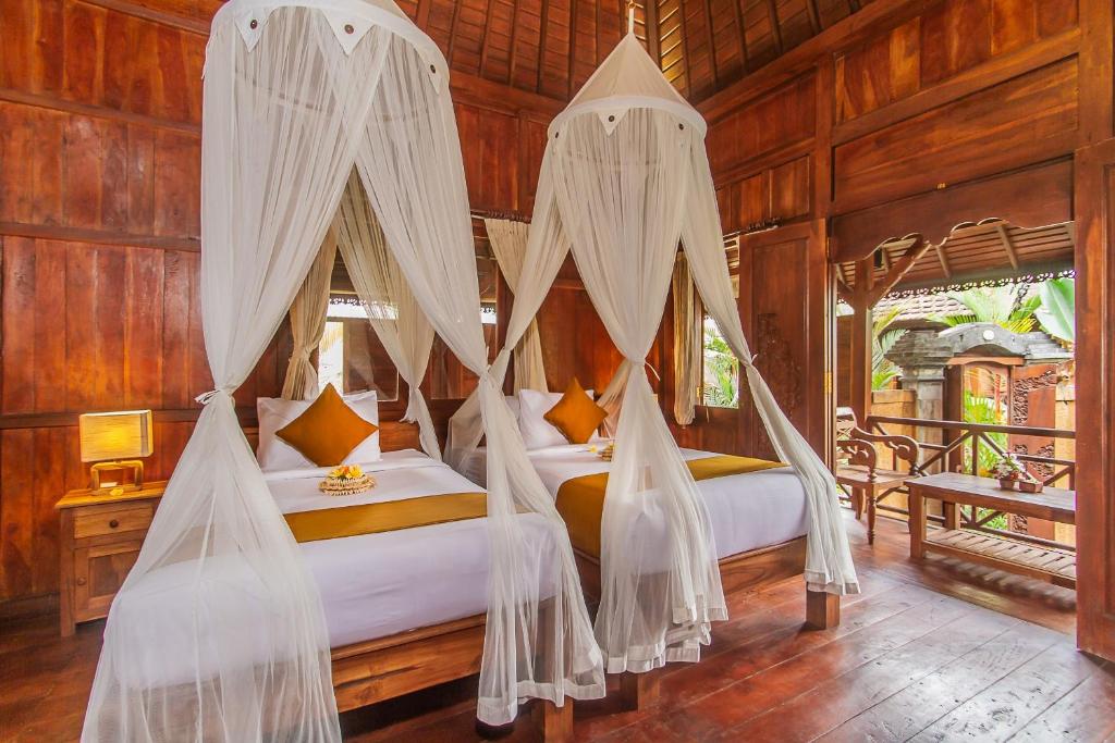 Twin bed at Green Zone Ubud Villas