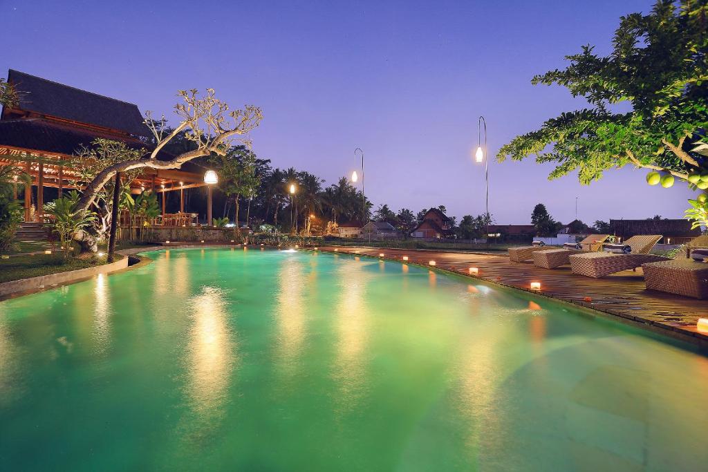 Swimming pool at Kabinawa Ubud Villas 