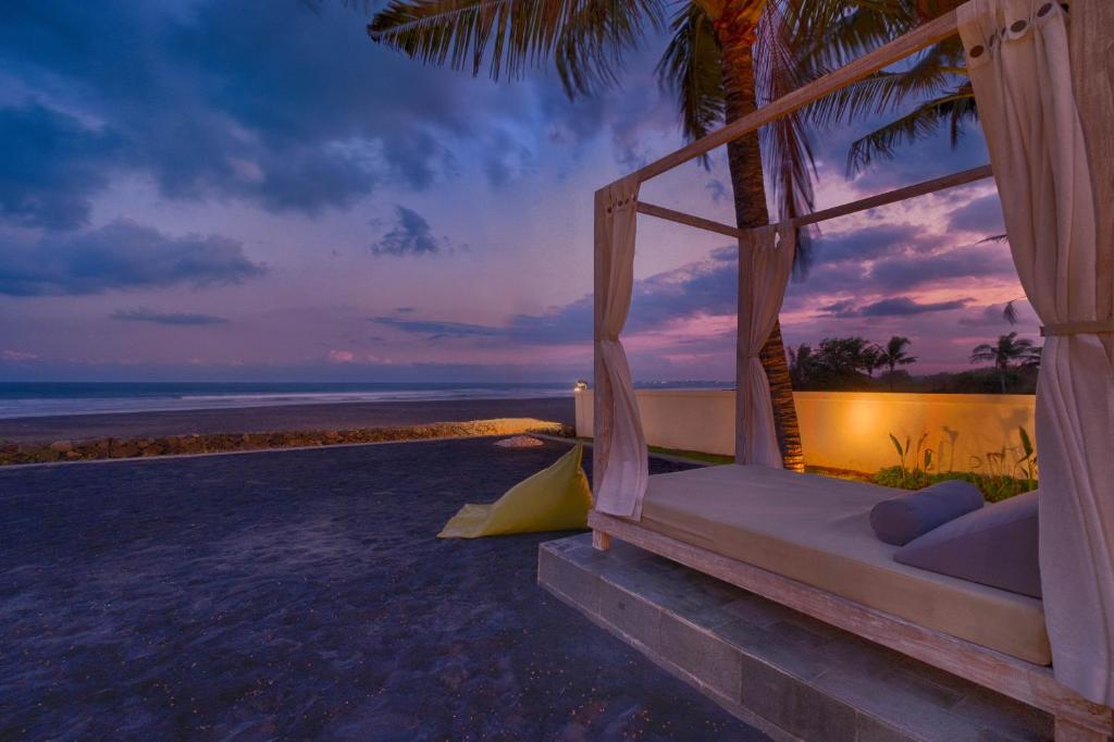 Beach with bed at Lavender Villa 