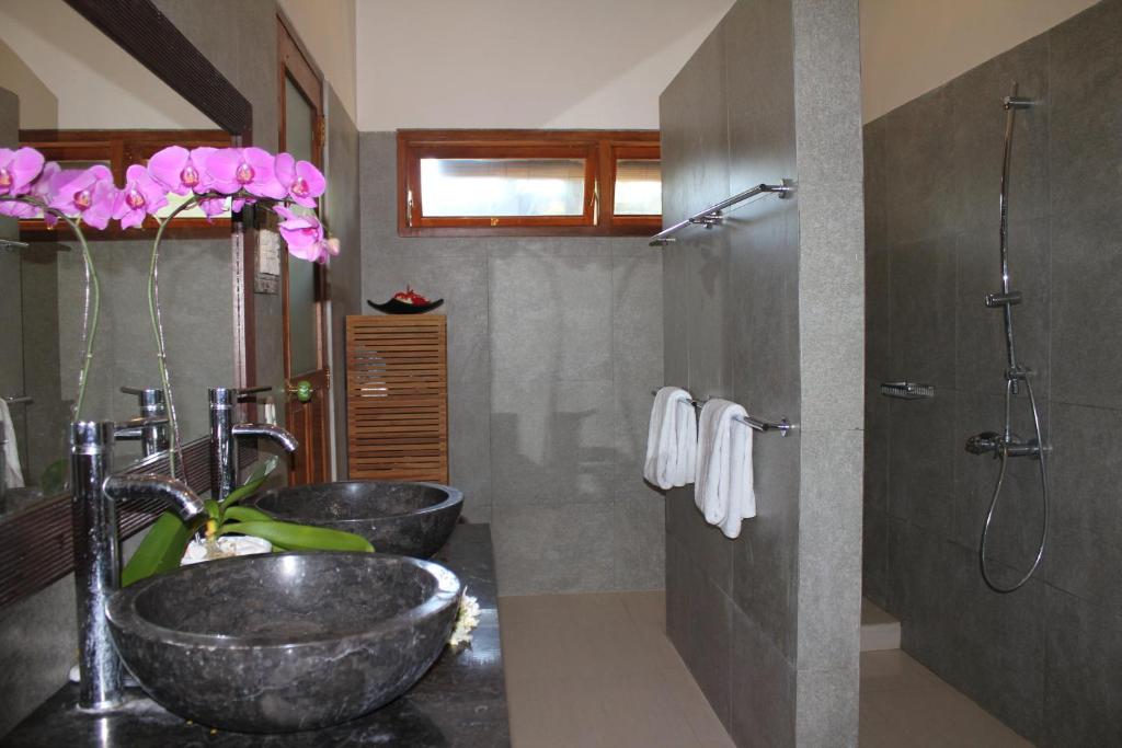 Shower at The Ning Beach Front Villa