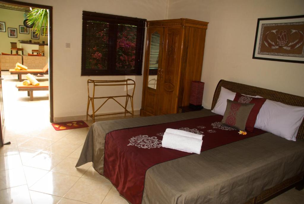Bedroom with hall at Puri Jati Retreat
