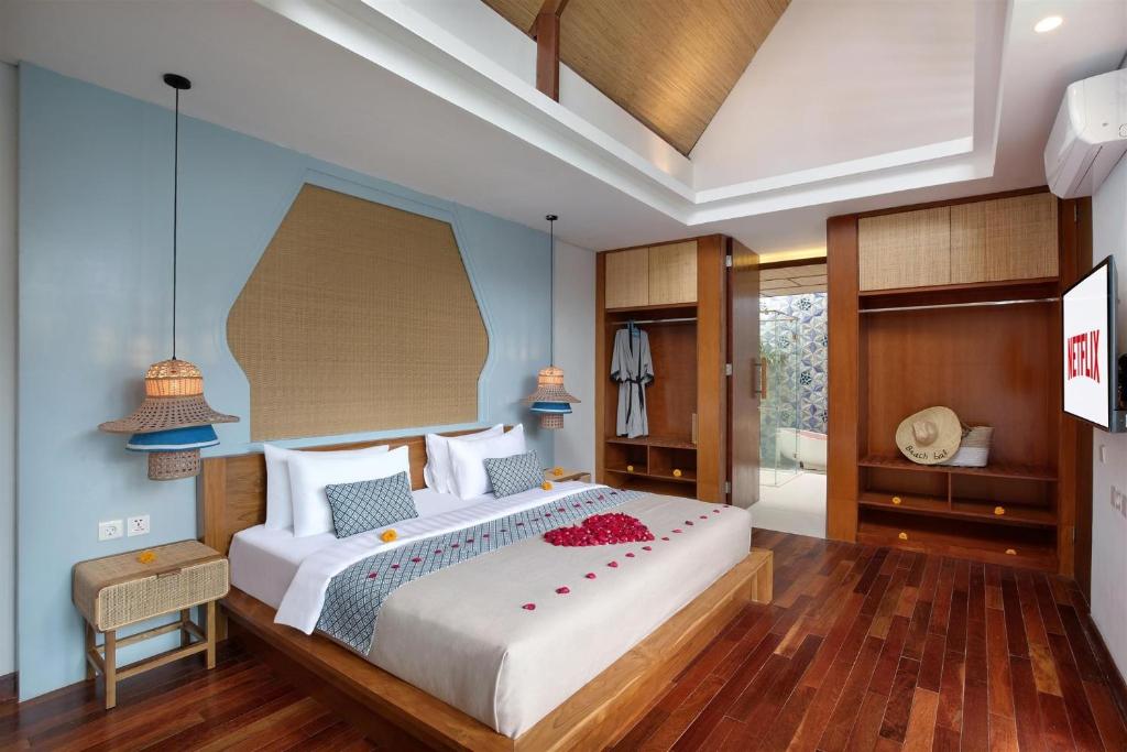 Bedroom with AC at Sanora Villa