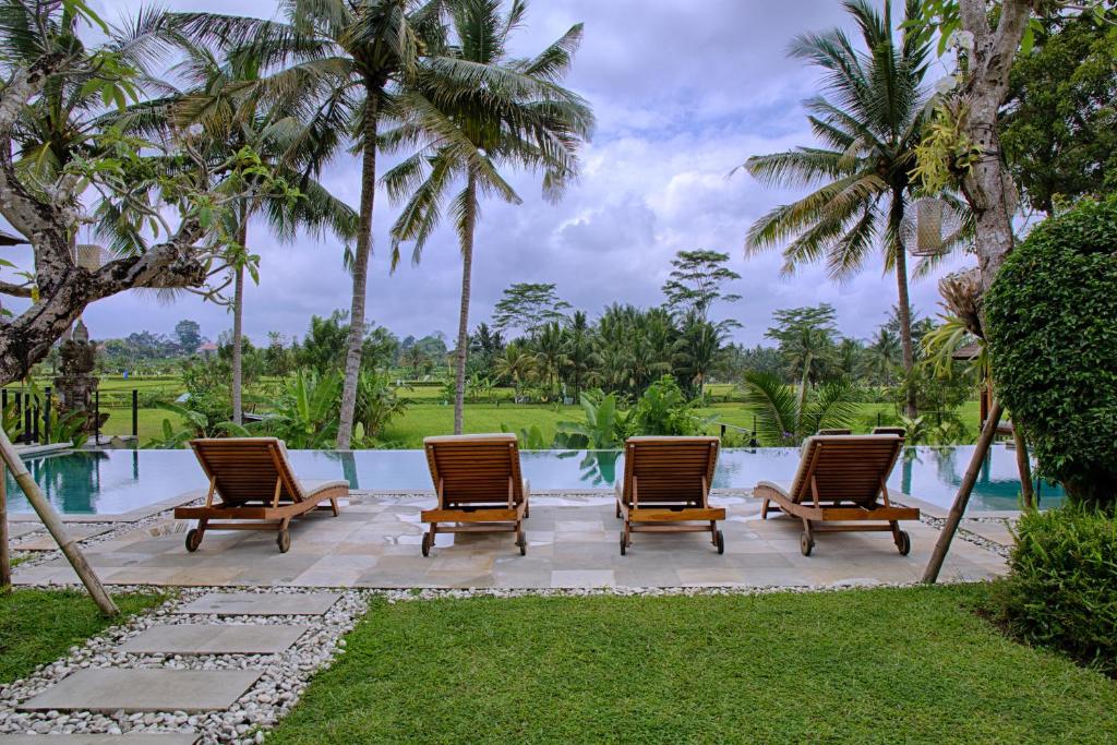 pool with Garden at Santun Luxury Private Villas