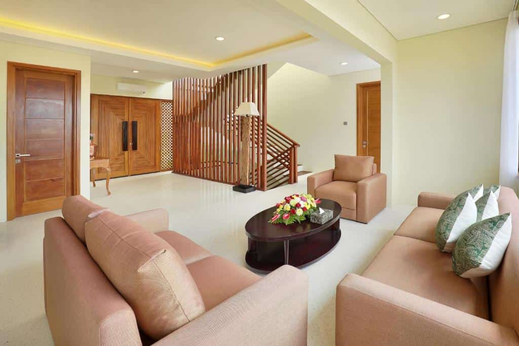 Living hall with sofa at The Miracle Villa Nusa Dua