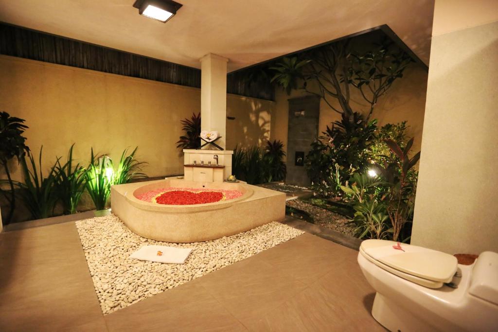 Private pool at The Sanyas Suite Bali
