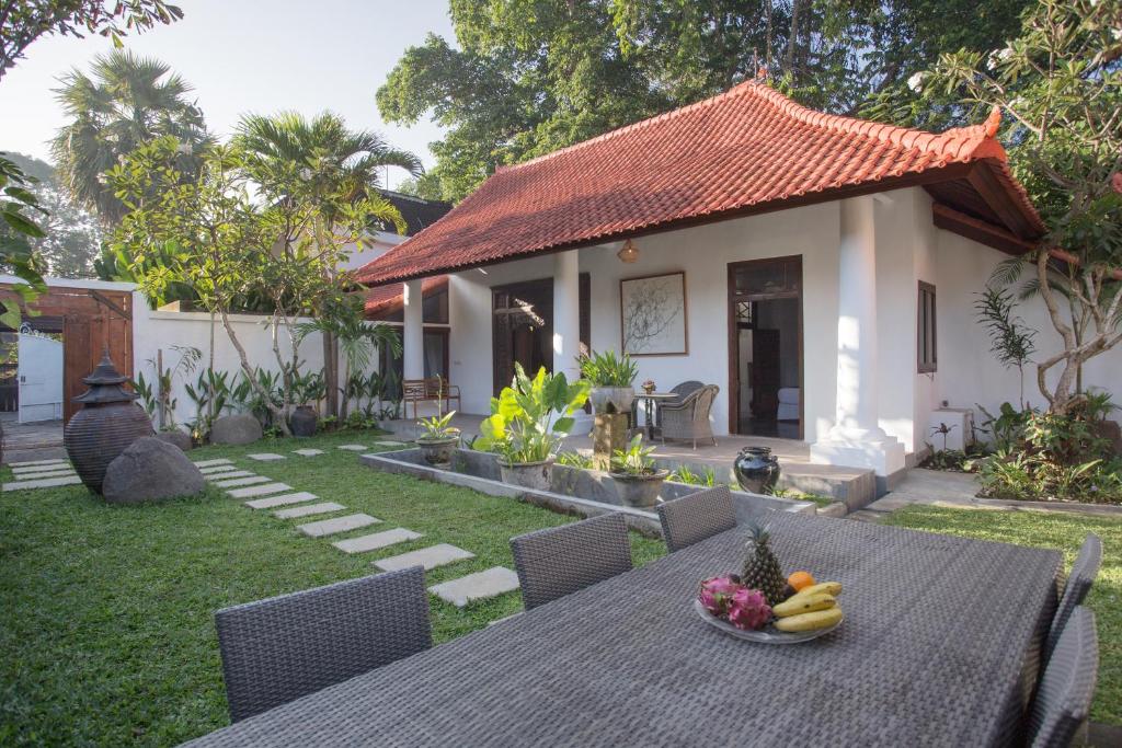 Villa Etnik by Best Deals Asia Hospitality