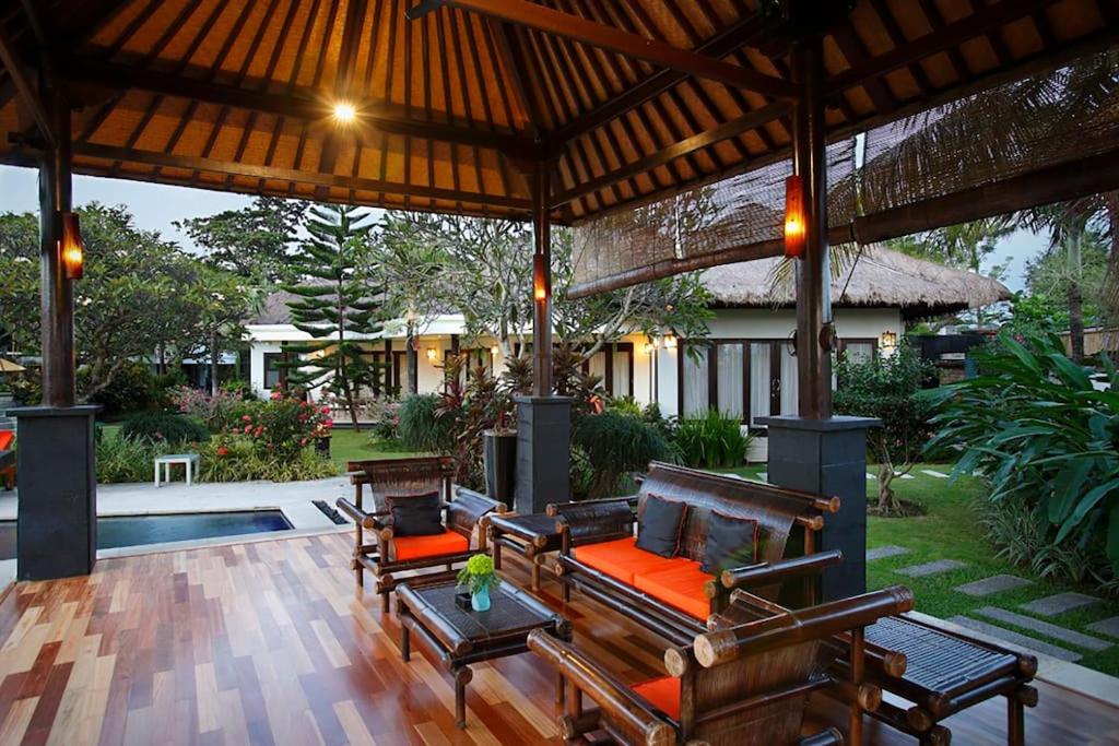 Sofa with hall at Villa L'Orange Bali