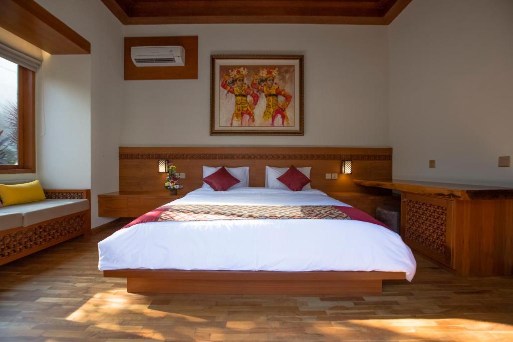 Bedroom with AC at Villa Niketan Sanur
