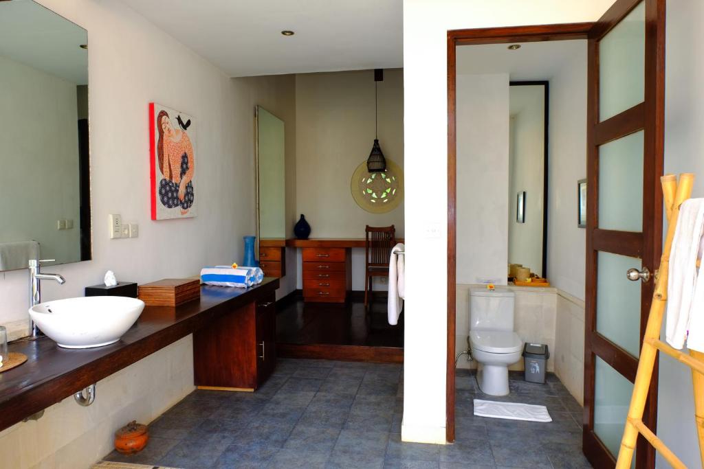 Bathroom at Villa Sebali