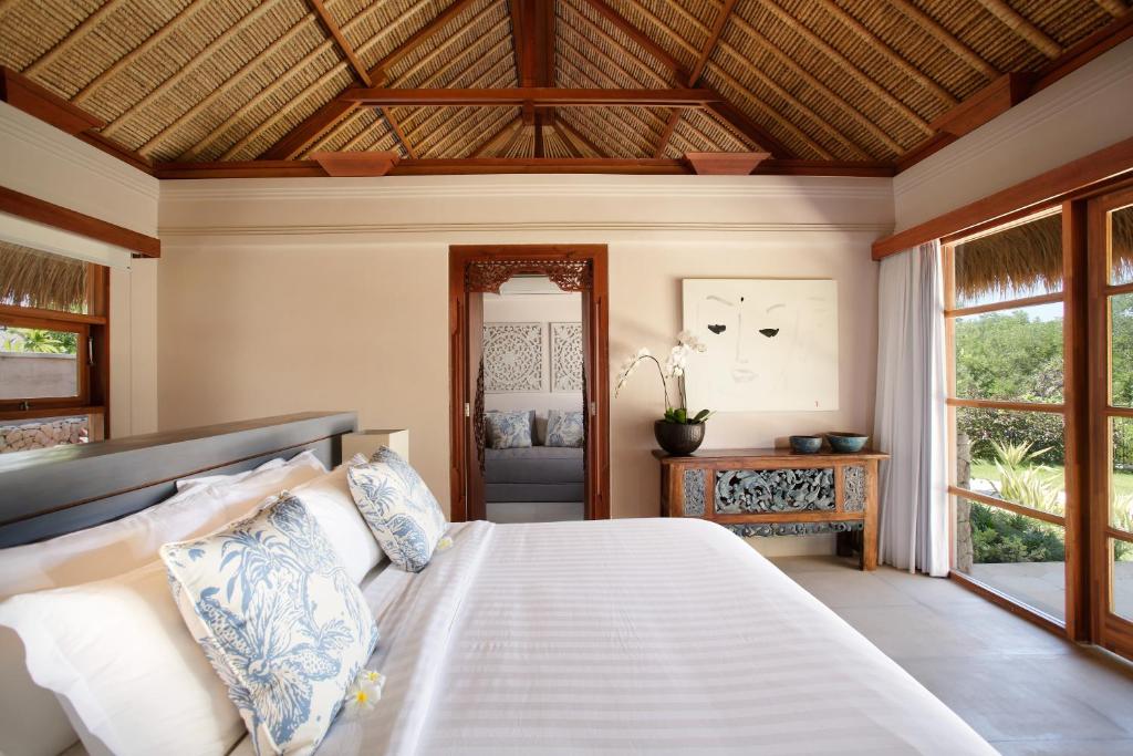 Double bedroom at Villa Tanjung