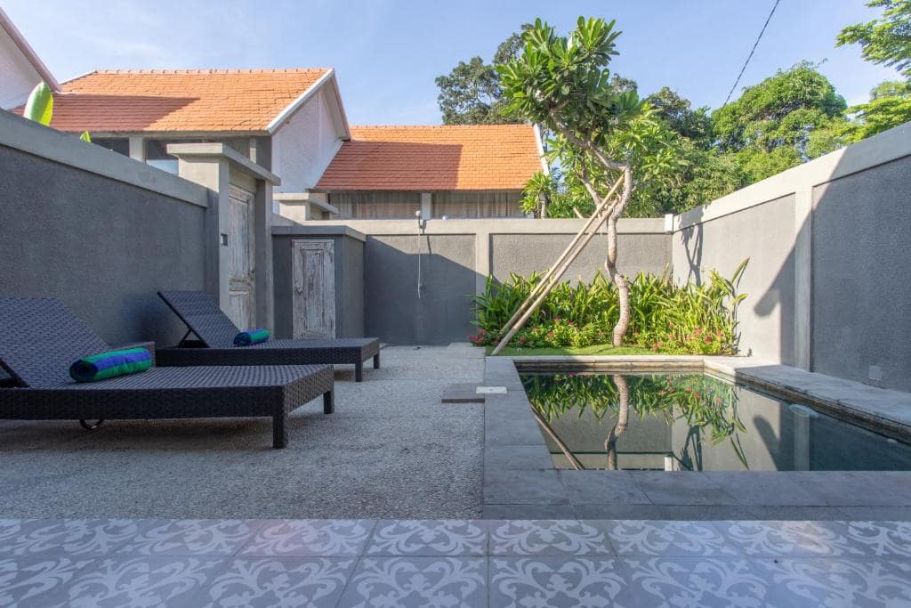 Swimming pool at villa with private pool Canggu