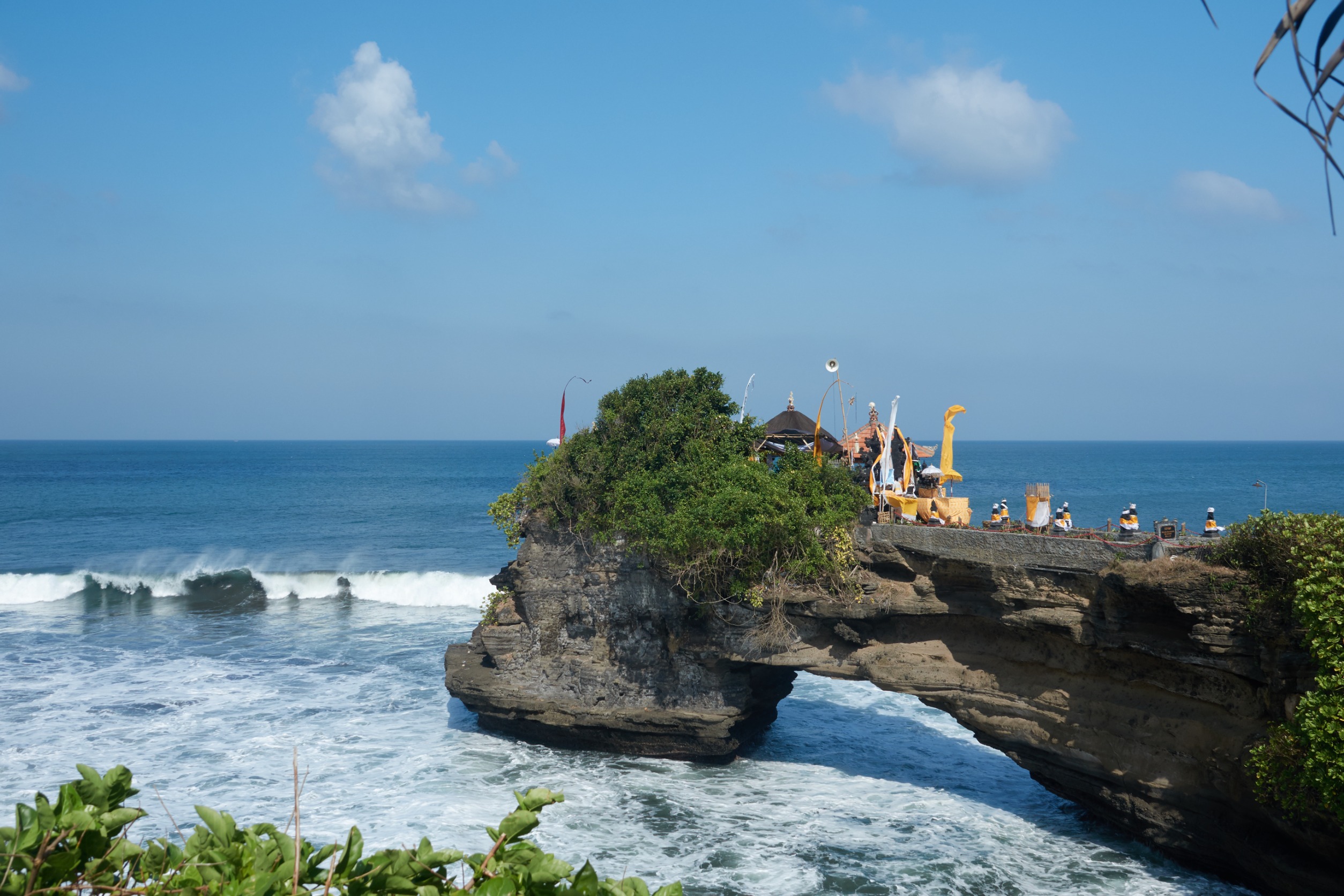 The History and Spiritual Monuments of Tanah Lot Temple