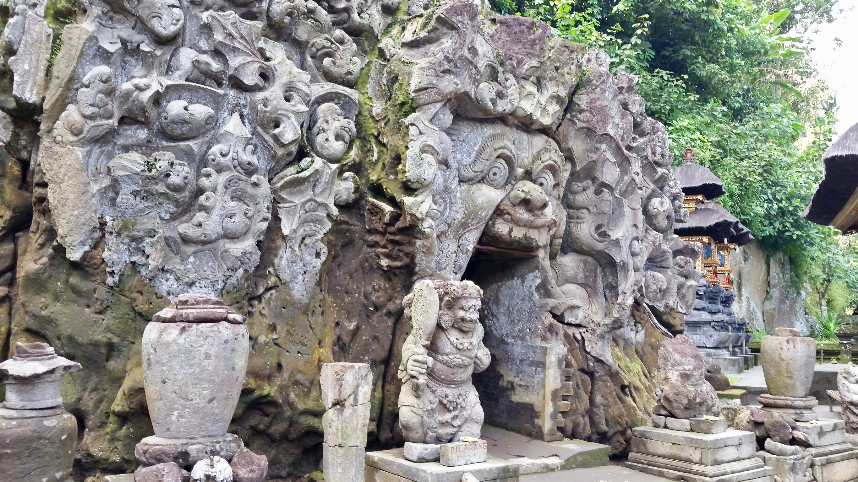goa gajah temple bali