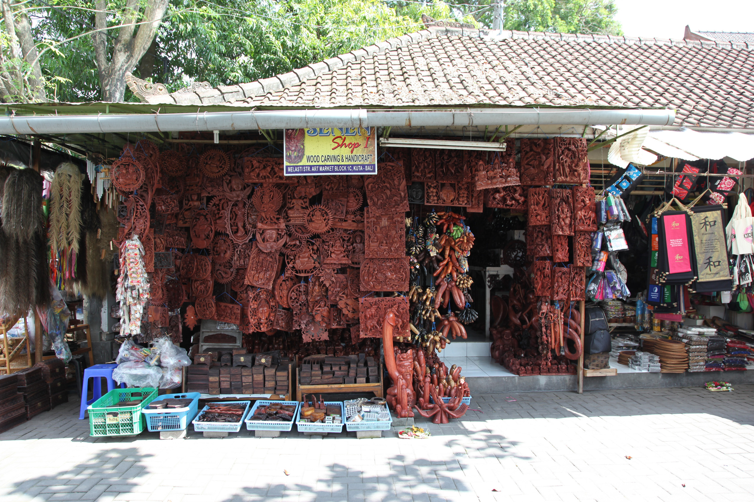 Shop in Kuta