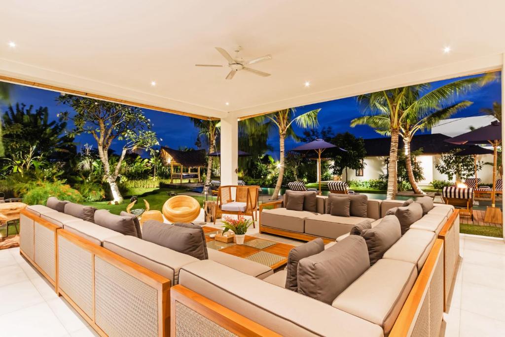 heritage villa open living area
