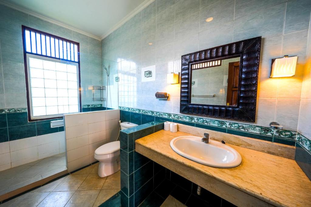 bathroom 1 sanket villa