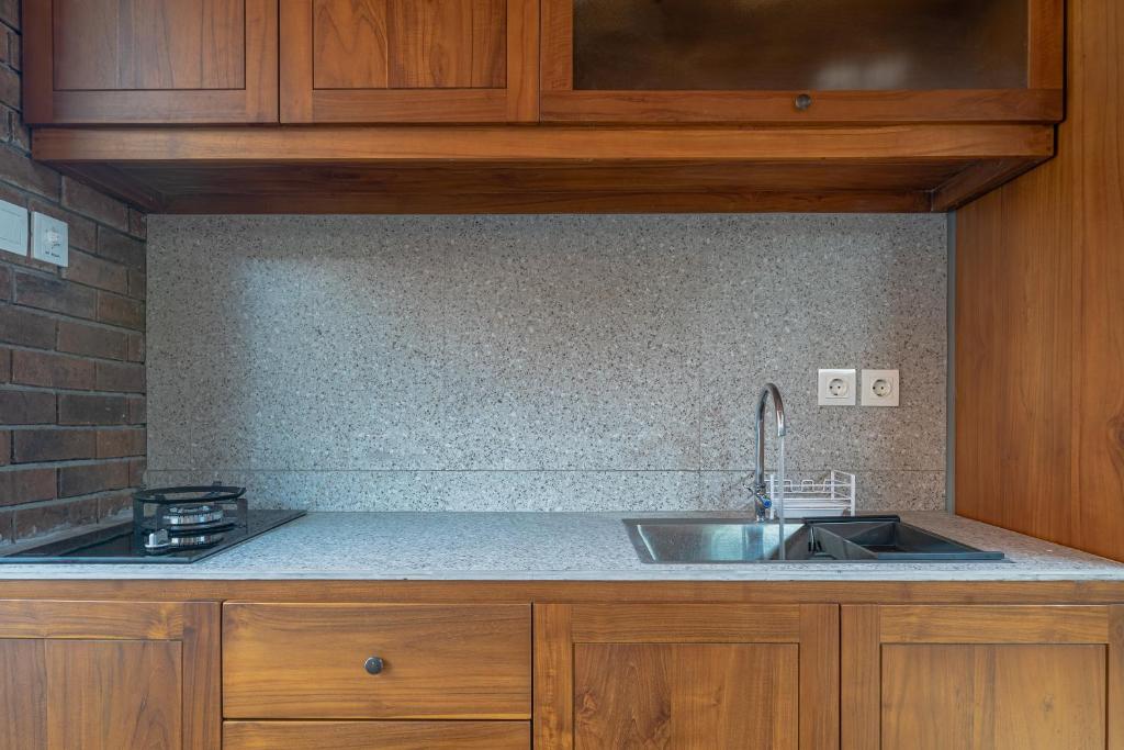 serenia villa kitchen