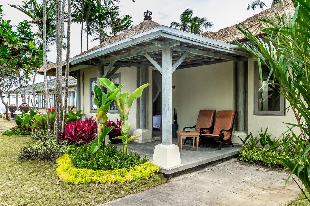 nirwana beach exterior