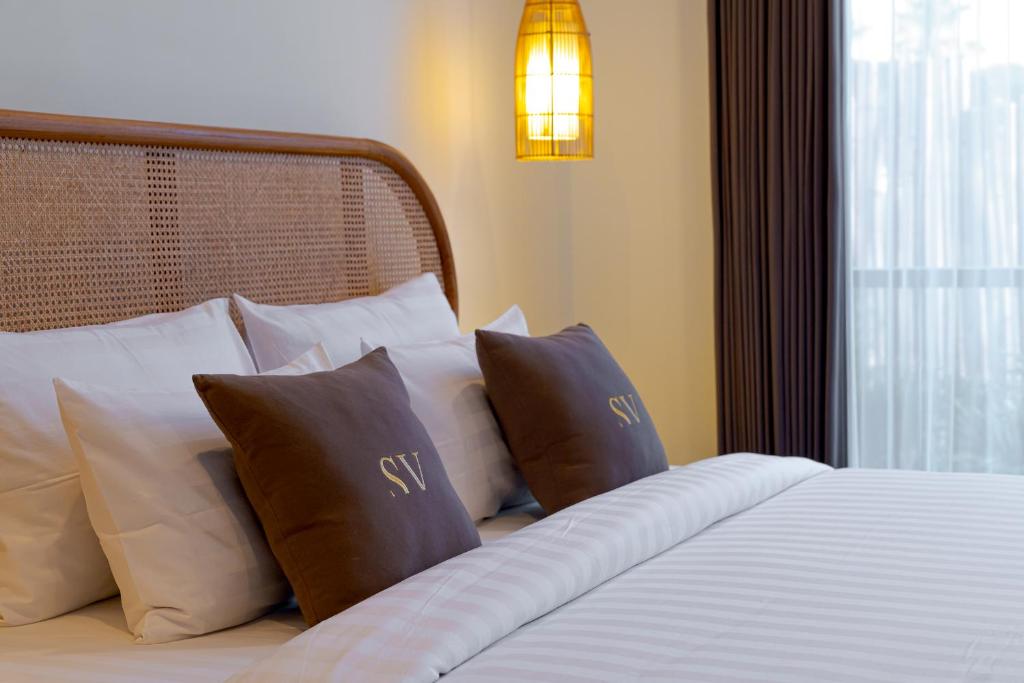 sunny village batu bedroom 2 closeup