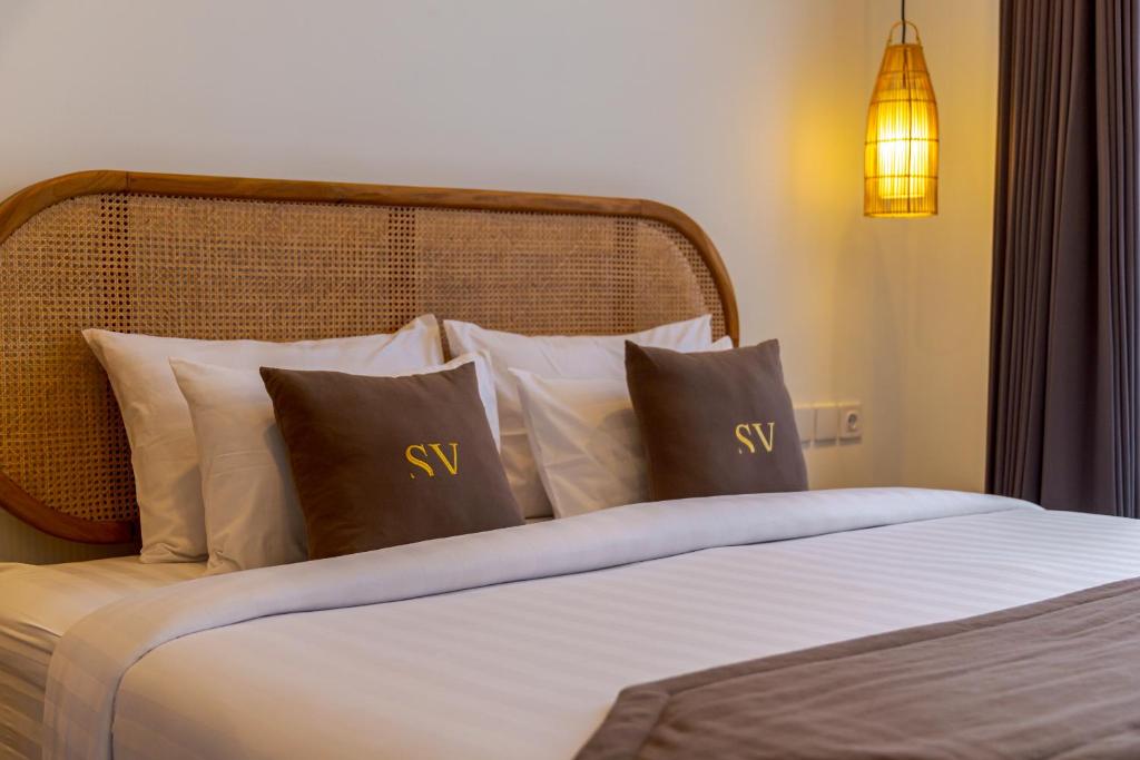 sunny village batu bedroom