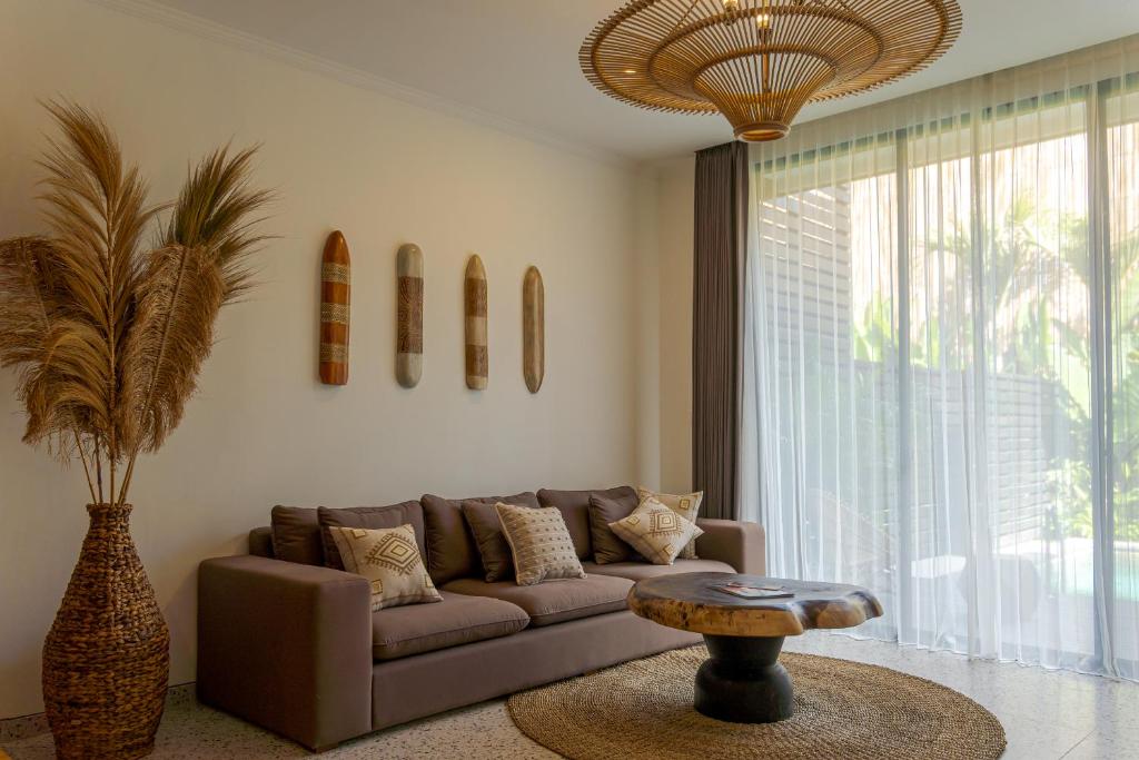 sunny village batu living room