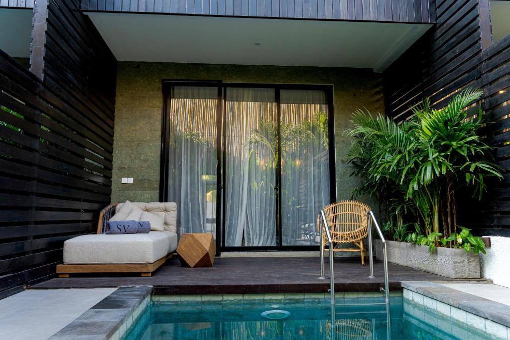 sunny village batu pool view