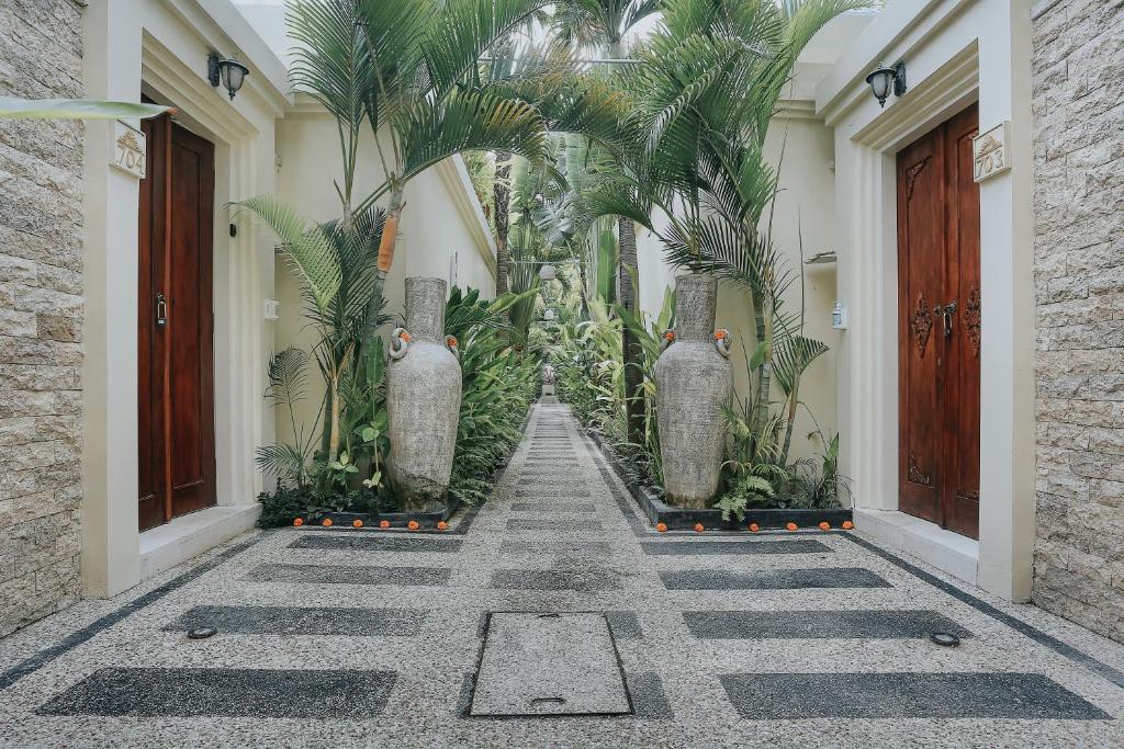 wina villa entrance