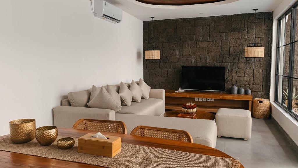 wina villa living dining