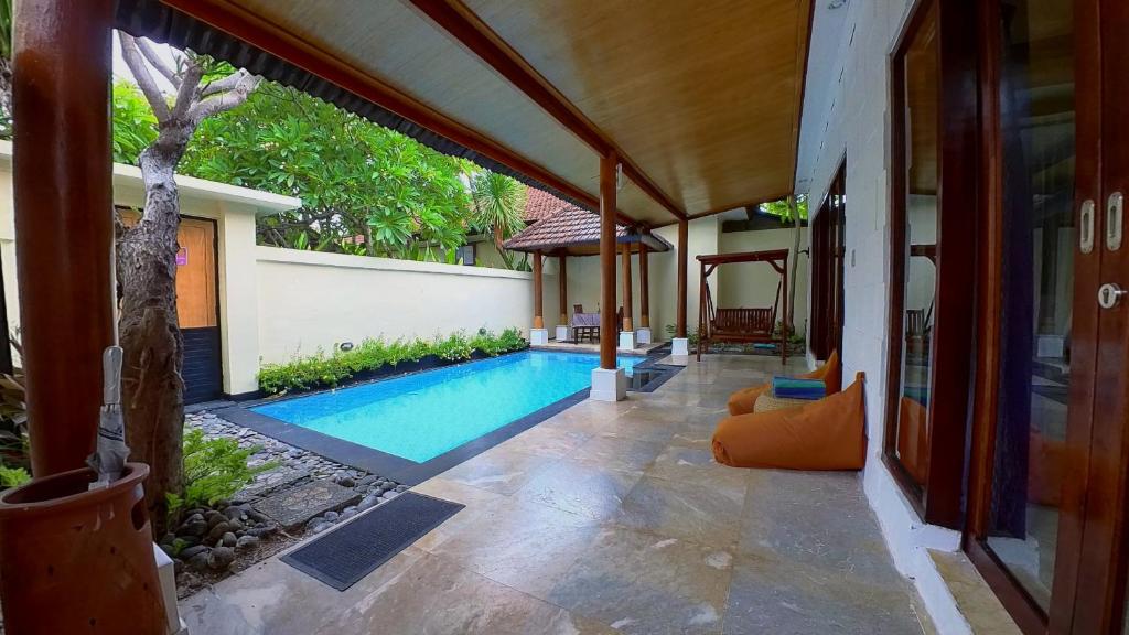 private pool villa 8