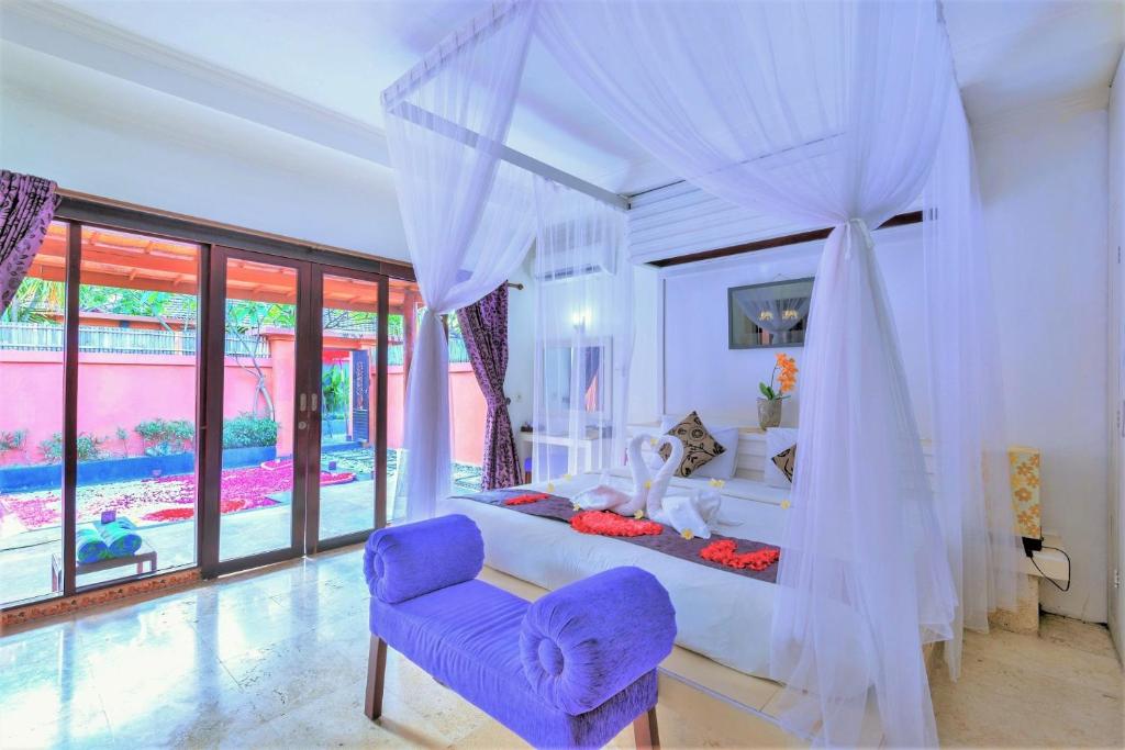 pool villa 3
