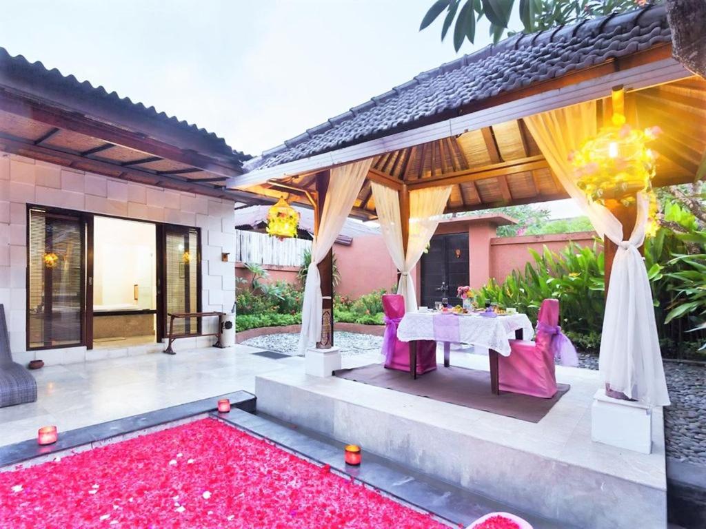 pool villa 6