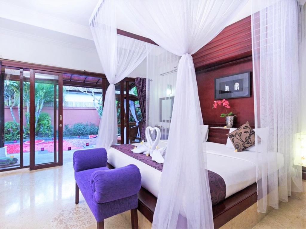 pool villa 7