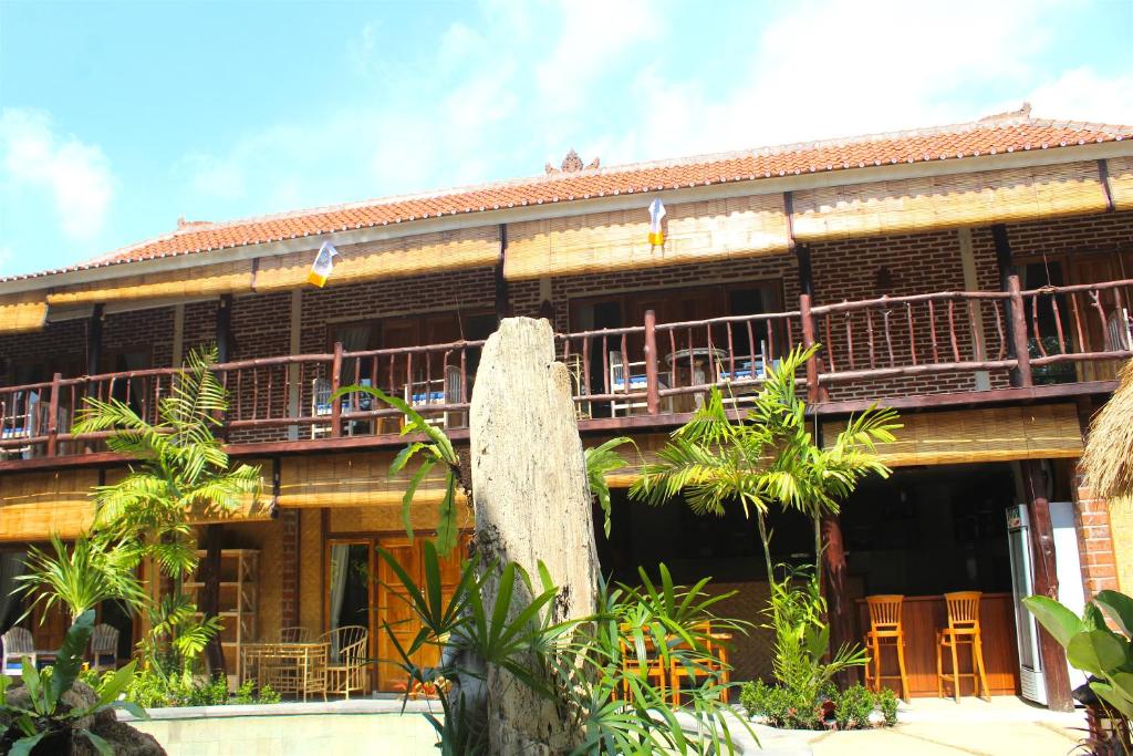 beachhouse lovina exterior