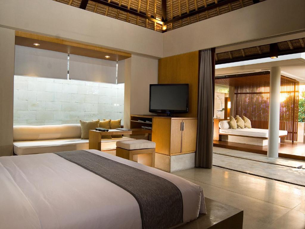 bale villas bedroom suite