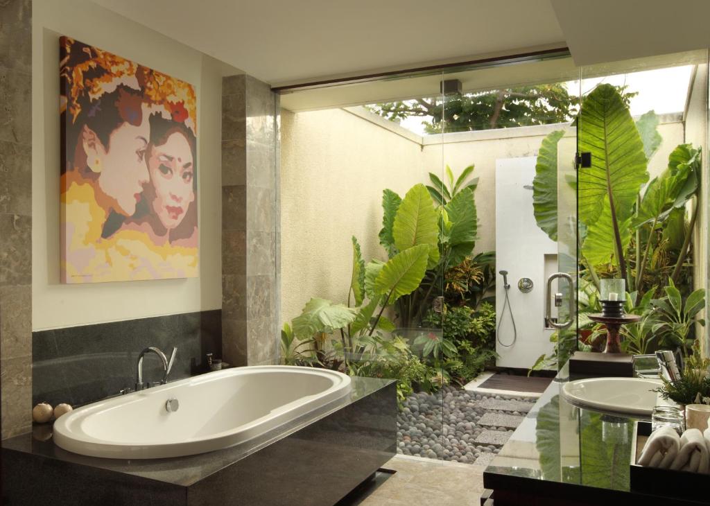 mahagiri villa living room