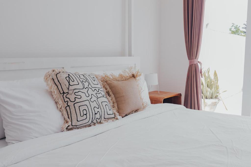 affordable villa bedroom closeup