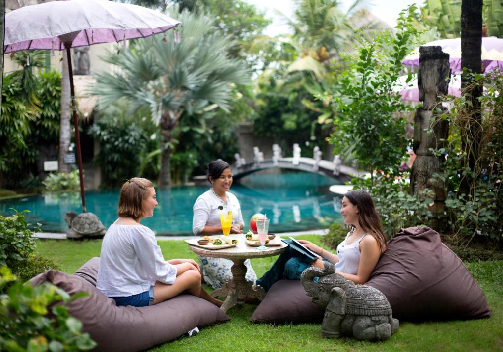 blue karma garden dining