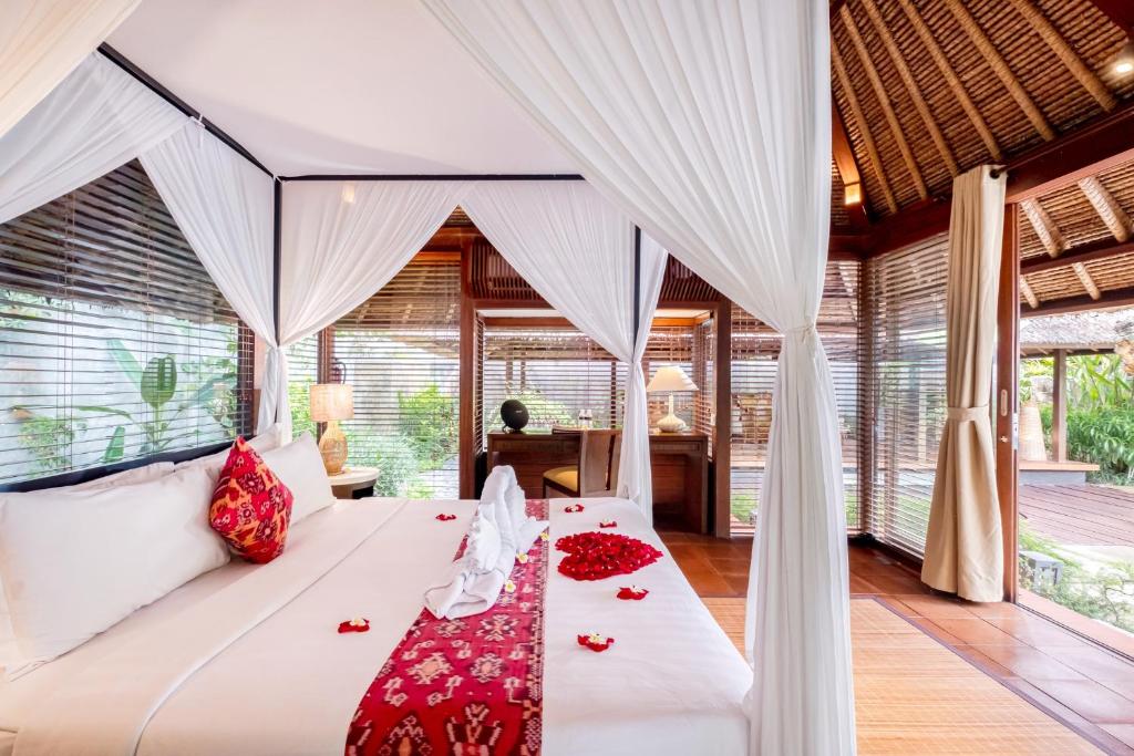 mayaloka villa bedroom 4