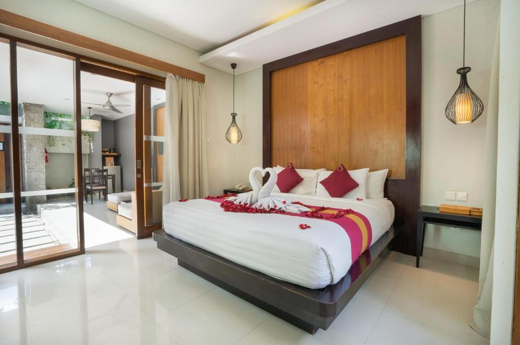 samaja villas bedroom pool