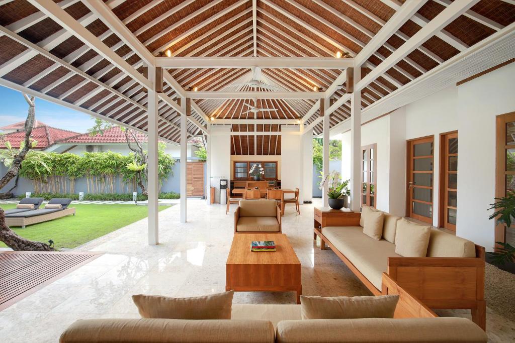 uma sapana living area