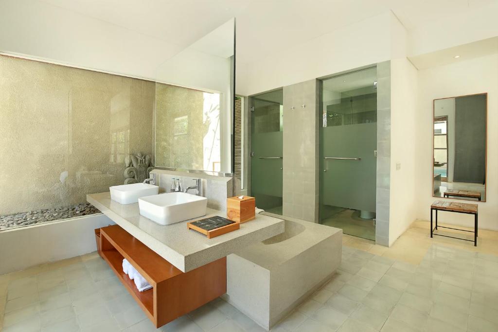 uma sapana modern bathroom