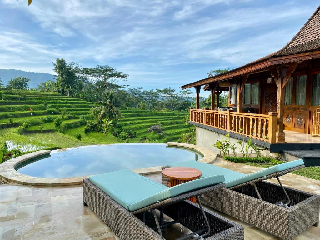 abian villas pool3