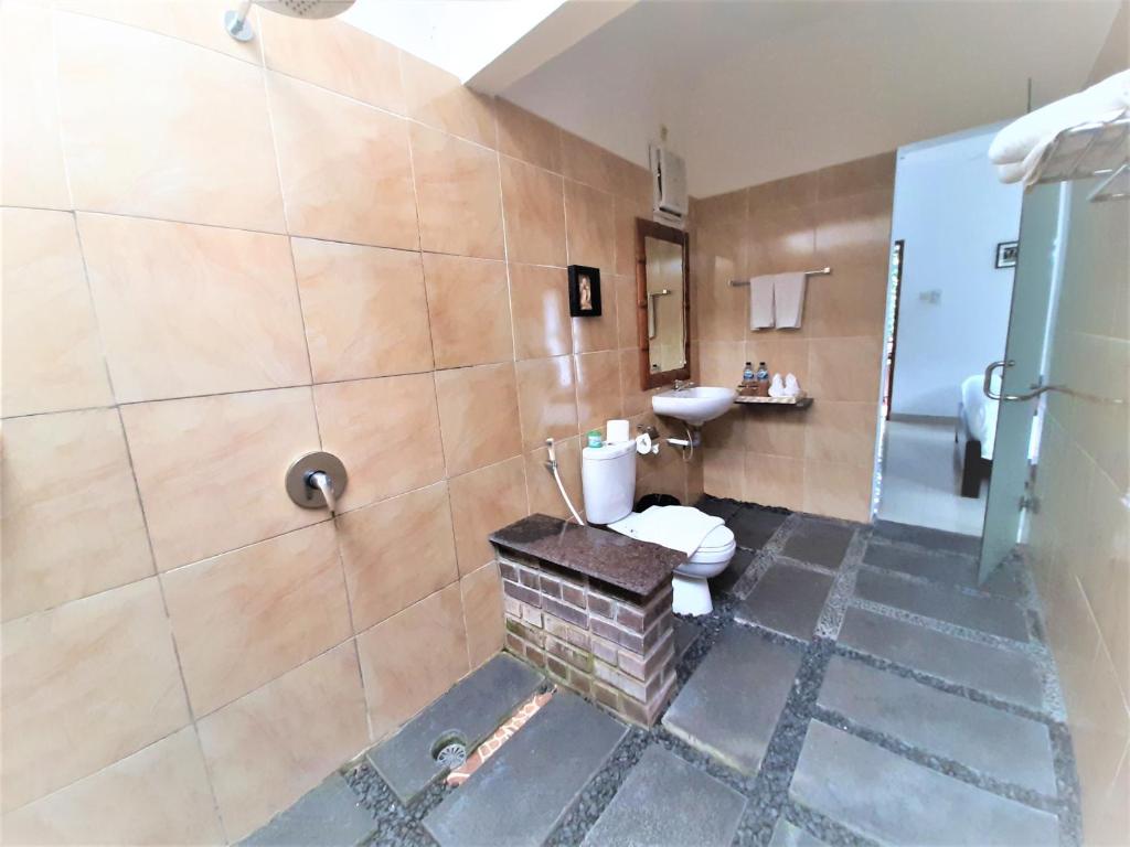 astana villa bathroom2